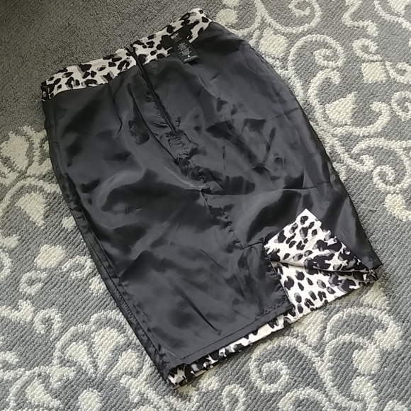 NWT MASSIMO LEOPARD PRINT SKIRT 4/Jacob Sweater small - Picture 7 of 10